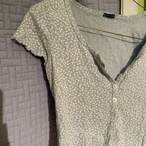 Cute flower crop top